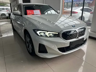 BMW i3 2024, 48000 км, за 20303.8 USD