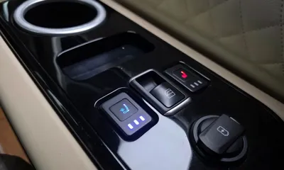 Kia Canival 2023, 16006 км, за 28977 USD - фото 19