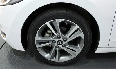 Hyundai Avante 2018, 31060 км, за 8089.05 USD