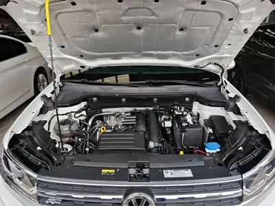 Volkswagen Tharu 2019, 69100 км, за 9694.64 USD - фото 20