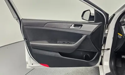Hyundai Sonata 2015, 120039 км, за 4988.84 USD - фото 24
