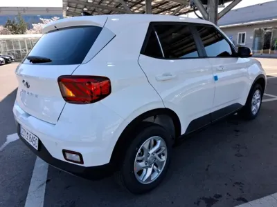 Hyundai Venue 2026, 5 км, за 2185.79 USD