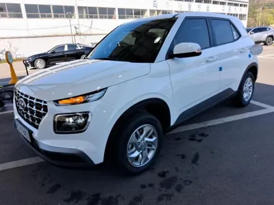 Hyundai Venue 2026, 5 км, за 2185.79 USD