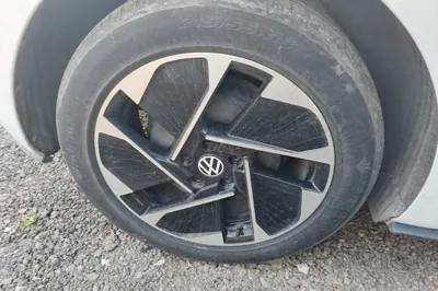 Volkswagen ID.3 2023, 54200 км, за 13624 USD - фото 11