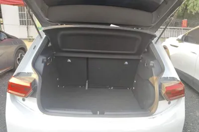 Volkswagen ID.3 2023, 54200 км, за 13624 USD - фото 22