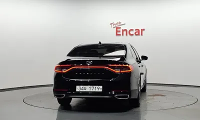 Hyundai Grandeur 2018, 41933 км, за 10538.65 USD