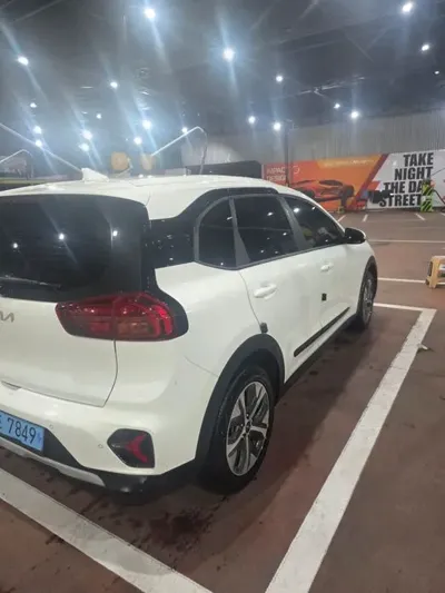 Kia Niro 2023, 68500 км, за 14000.12 USD