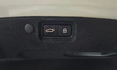 Kia K7 2017, 130873 км, за 9114.01 USD - фото 35