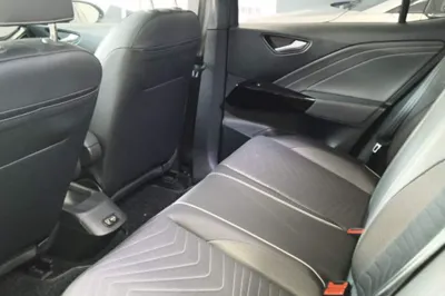 Volkswagen ID.3 2024, 47300 км, за 14169 USD - фото 9