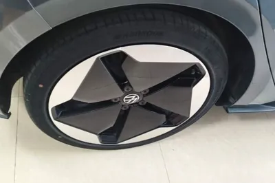 Volkswagen ID.3 2024, 47300 км, за 14169 USD - фото 25