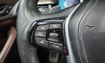 BMW 5-Series 2018, 137589 км, за 12221.28 USD - фото 19