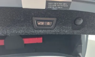 BMW 5-Series 2018, 137589 км, за 12221.28 USD - фото 33