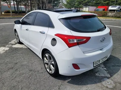 Hyundai i30 2016, 188123 км, за 3516.31 USD