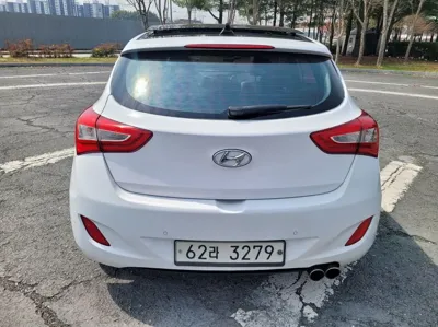 Hyundai i30 2016, 188123 км, за 3516.31 USD