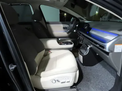 Hyundai Ioniq9 2025, 35052 км, за 32508.16 USD - фото 8