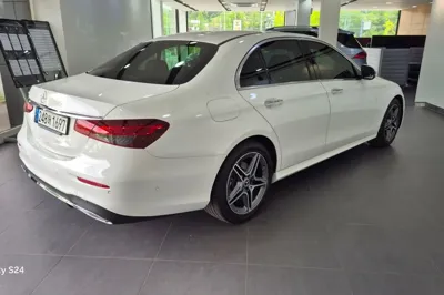 Mercedes-Benz E-Class 2023, 48861 км, за 27322.43 USD