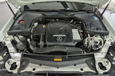 Mercedes-Benz E-Class 2023, 48861 км, за 27322.43 USD - фото 6