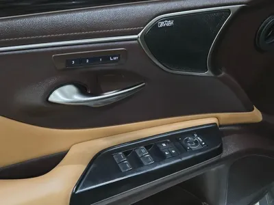 Lexus ES 2021, 69929 км, за 26587.78 USD - фото 15