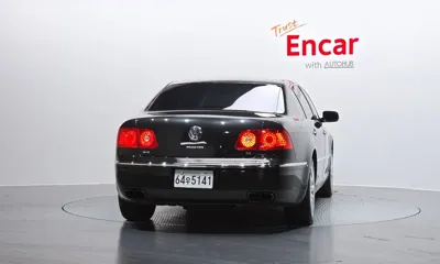 Volkswagen Phaeton 2006, 159019 км, за 9849.29 USD