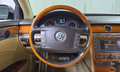 Volkswagen Phaeton 2006, 159019 км, за 9849.29 USD - фото 13