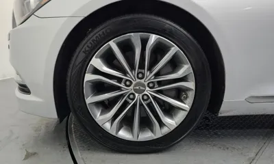 Hyundai Genesis 2015, 152976 км, за 4966.88 USD