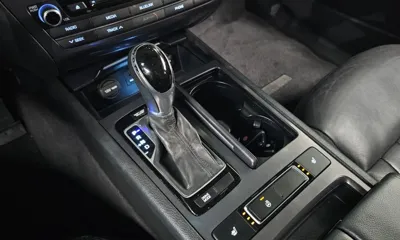 Hyundai Genesis 2015, 152976 км, за 4966.88 USD - фото 9