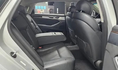 Hyundai Genesis 2015, 152976 км, за 4966.88 USD - фото 12