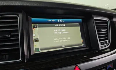 Hyundai Genesis 2015, 152976 км, за 4966.88 USD - фото 16