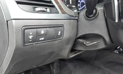 Hyundai Genesis 2015, 152976 км, за 4966.88 USD - фото 17
