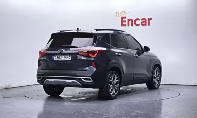 Kia Seltos 2021, 60204 км, за 12286.29 USD