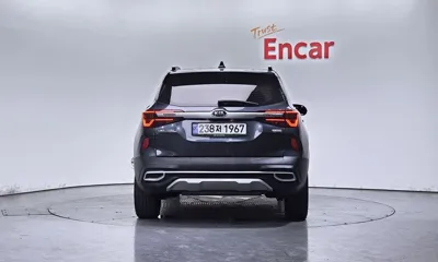 Kia Seltos 2021, 60204 км, за 12286.29 USD