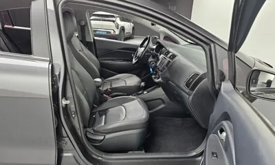 Kia Pride 2014, 76683 км, за 3833.95 USD - фото 26