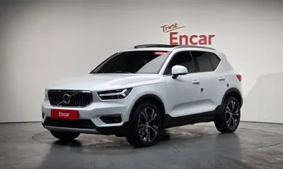 Volvo XC40 · 2021 год