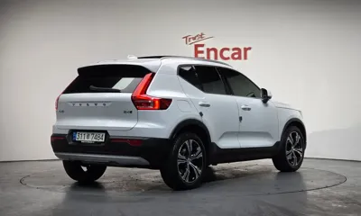 Volvo XC40 2021, 26354 км, за 22410.44 USD