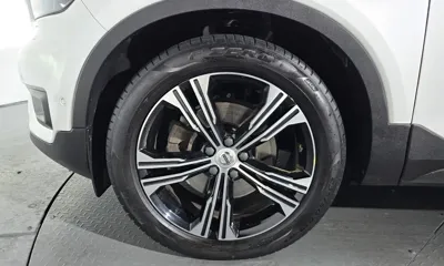 Volvo XC40 2021, 26354 км, за 22410.44 USD