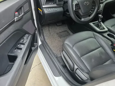 Hyundai Avante 2018, 125050 км, за 5776.55 USD - фото 7