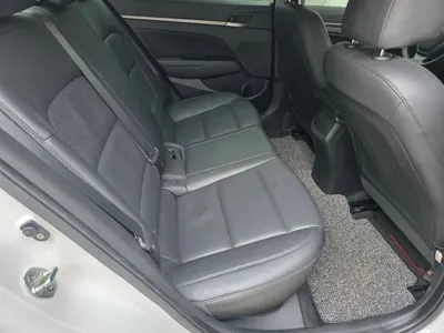 Hyundai Avante 2018, 125050 км, за 5776.55 USD - фото 16
