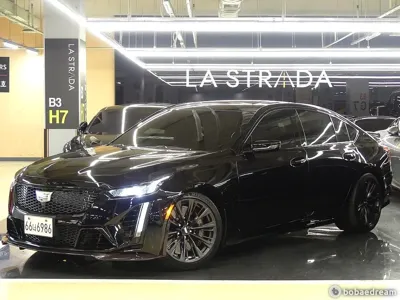 Cadillac CT5-V 2022, 7000 км, за 59849.13 USD