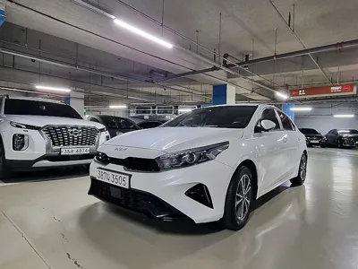 Kia K3 · 2022 год