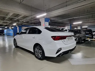 Kia K3 2022, 113886 км, за 8205.33 USD