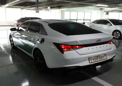 Hyundai Avante 2023, 63910 км, за 2441.91 USD - фото 9