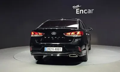Hyundai Sonata 2019, 142858 км, за 7351.03 USD