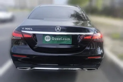 Mercedes-Benz E-Class 2021, 53700 км, за 36612 USD