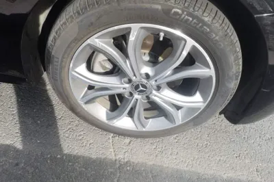 Mercedes-Benz E-Class 2021, 53700 км, за 36612 USD - фото 8