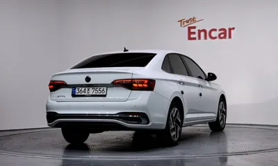 Volkswagen Jetta 2023, 26858 км, за 17874.16 USD