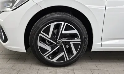 Volkswagen Jetta 2023, 26858 км, за 17874.16 USD