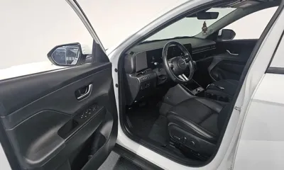 Hyundai Kona 2025, 36403 км, за 13141.72 USD - фото 10