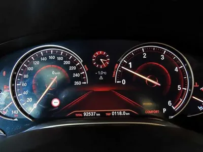BMW 7-Series 2018, 92530 км, за 26362.73 USD - фото 9