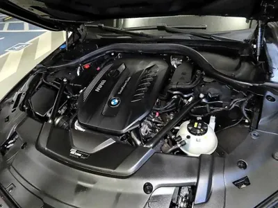 BMW 7-Series 2018, 92530 км, за 26362.73 USD - фото 19