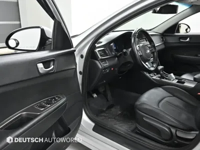 Kia K5 2019, 89824 км, за 5298.01 USD - фото 11